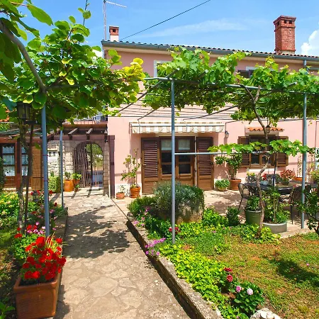 Apartment Maria 64