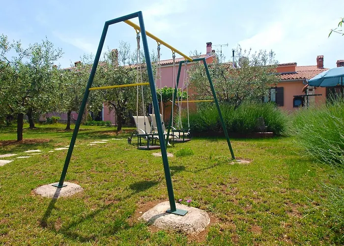 Maria 64 *
