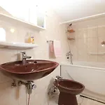 Maria 64 شقة فودنيان